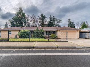 2130 E Jackson St, Medford, OR 97504