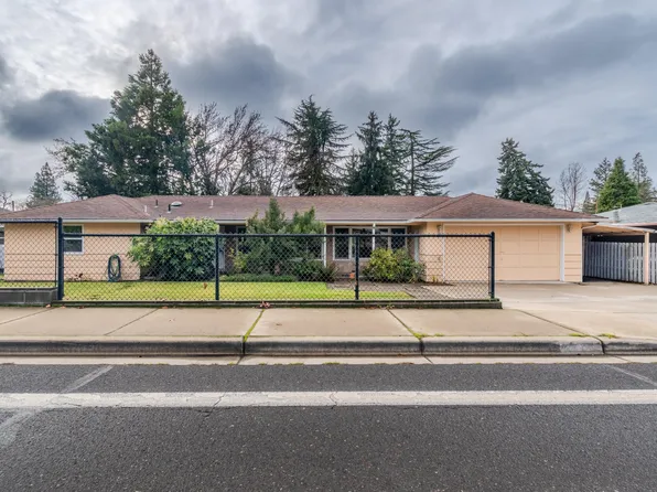 2130 E Jackson St, Medford, OR 97504