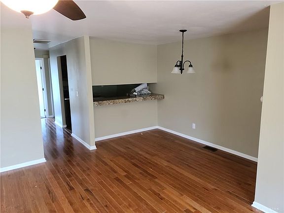 3rd image of 4421 Broadbush Dr #4421