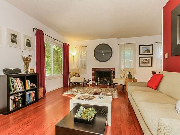 2nd image of 7302 Camellia Ave