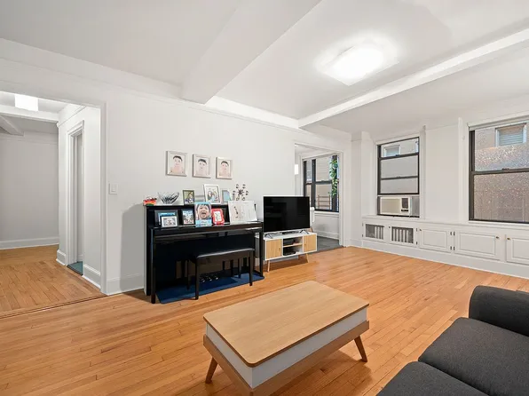 12 E 97th St #6J, Manhattan, NY 10029