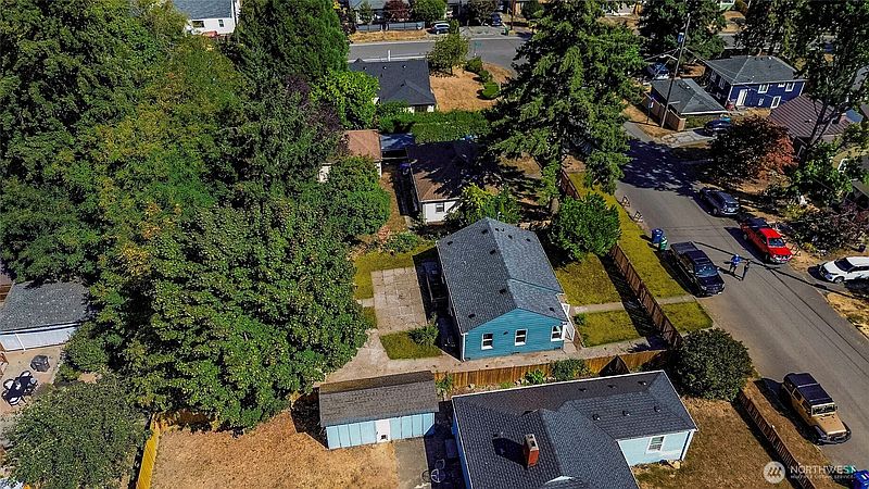 5th image of 12015 69th Avenue S