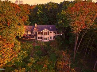 8634 Fisher Rd, Hanover, IL 61041