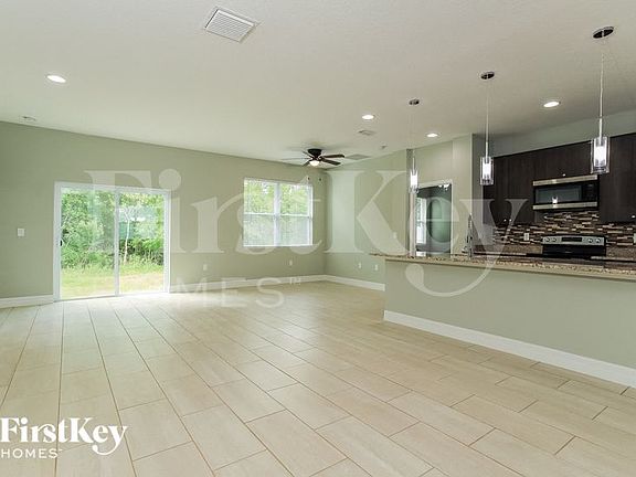 3rd image of 642 Gull Dr