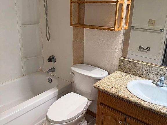 3rd image of 3731 Scallop Ct #3733