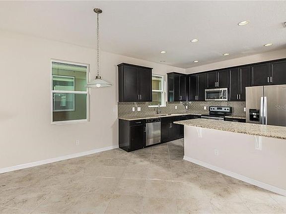 5th image of 3394 Sagebrush St