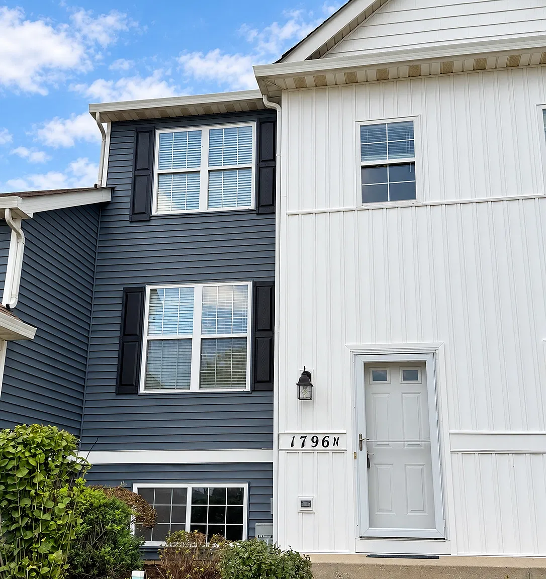 2 bed, 1.5 bath, 1308 sqft, $2,250 — Photo 1