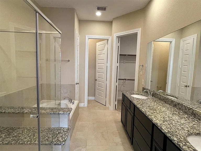 10418 Quiet Courtyard Rd — Photo 21