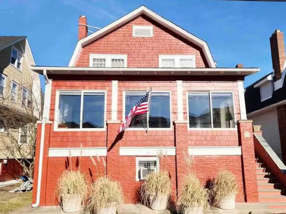 31 S Bartram Ave