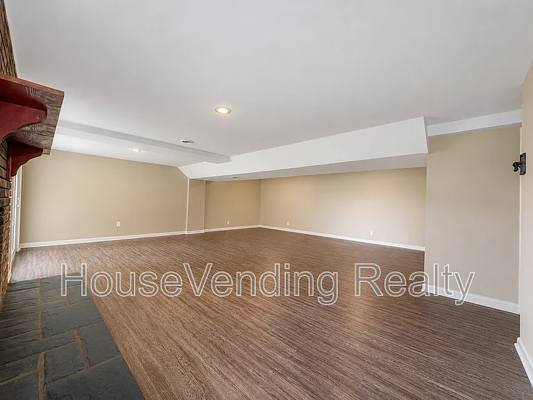 6204 Trailhead Cir — Photo 18