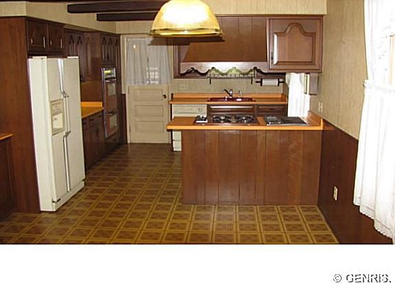 5th image of 35 Loretta Dr