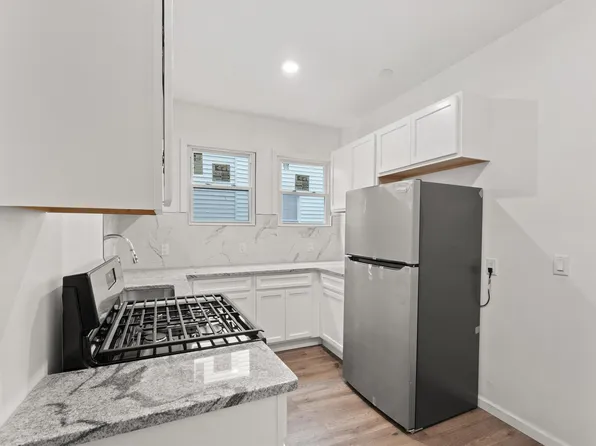 94 Stevens Avenue image 4 of 10