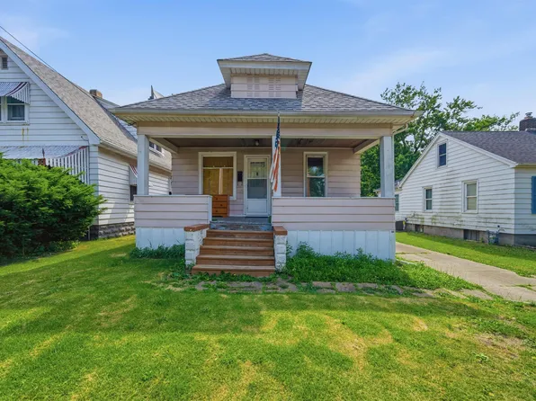 3120 N New York Ave, Peoria, IL 61603
