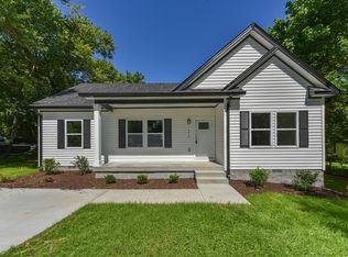 1213 Poplar St, Westmoreland, TN 37186