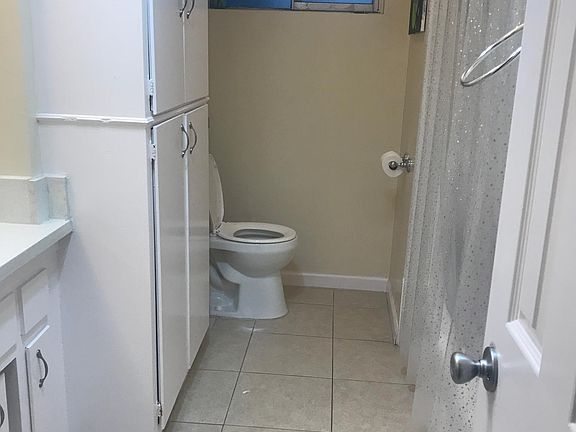 2nd image of 3552 W 135th St #3552