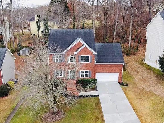 3rd image of 414 Oak Springs Dr
