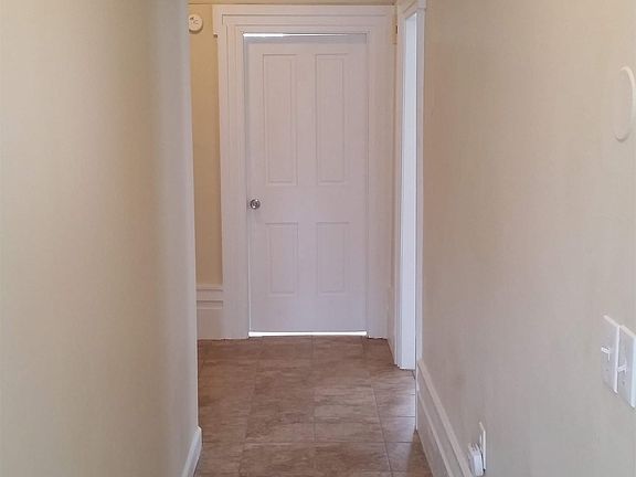 4th image of 322 Vienna St #3