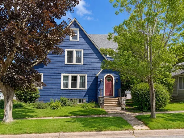 110 Pine St, Glenwood City, WI 54013