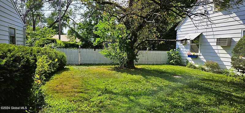 2nd image of 1030 Roberta Road