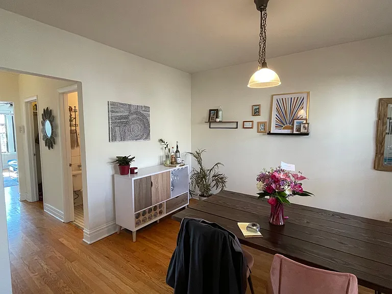 DINING ROOM OUT TO ENTRANCE HALL