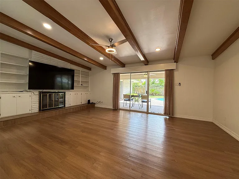 11915 Steppingstone Ln — Photo 14