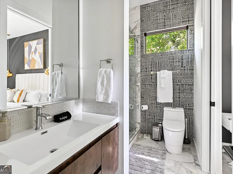 818 Verner St NW — Photo 26