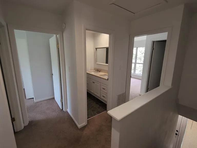 3813 Staffordshire Ln — Photo 12