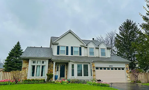 200 Thompson Blvd Photo 1