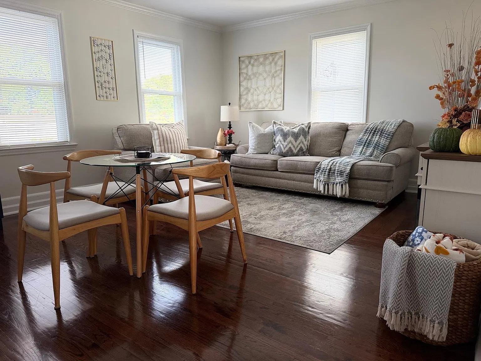 2 bed, $2,800 — Photo 2