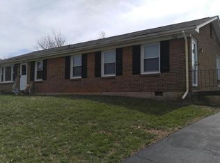 714 Pyrtle Dr, Salem, VA 24153