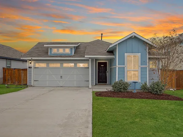 425 Spiny Lizard Ln, San Marcos, TX 78666