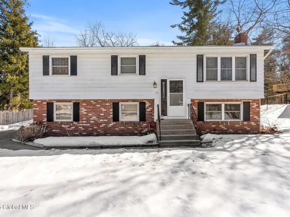 19 Cortland Boulevard, Clifton Park, NY 12065