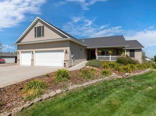 2028 Zach Dr, Fruitland, ID 83619