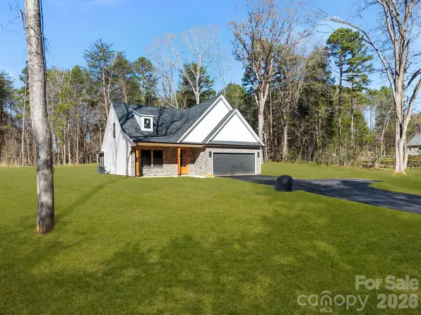 635 Fiber Acres St #A, Cleveland, NC 27013