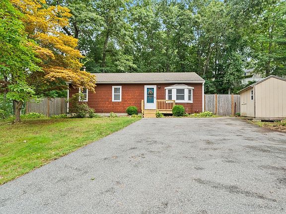 2nd image of 7 Riverview Dr