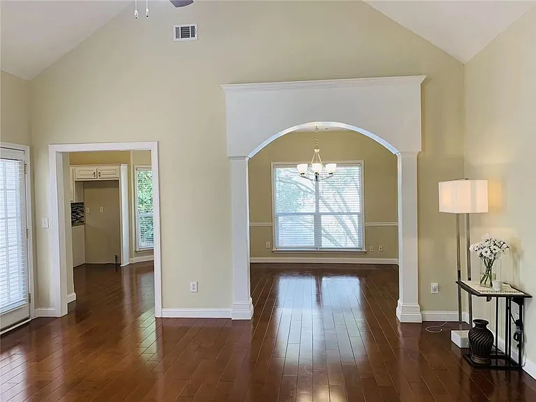 5365 Derby Chase Ct — Photo 4