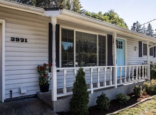 3931 Colonial Ln SE, Pt Orchard, WA 98366