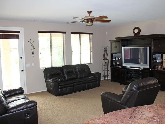 4th image of 3703 E Sparrow Pl