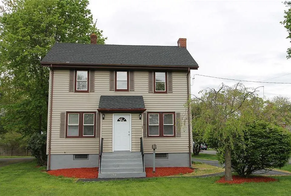 169 Robbins Ave