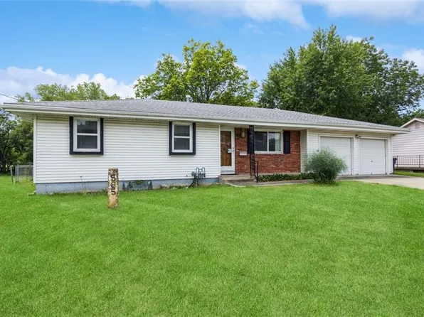 565 W Loula St, Olathe, KS 66061