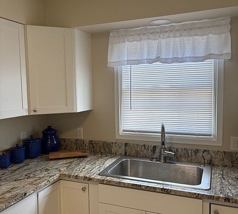 2nd image of 2211 W Sunrise Rim Rd