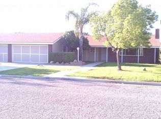 42100 Harmony Dr, Hemet, CA 92544