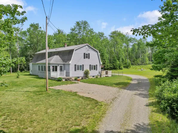 407 Central Street, Bucksport, ME 04416