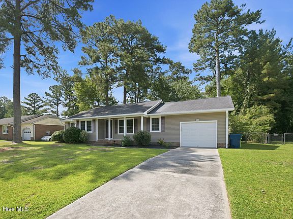2nd image of 210 Nottingham Drive