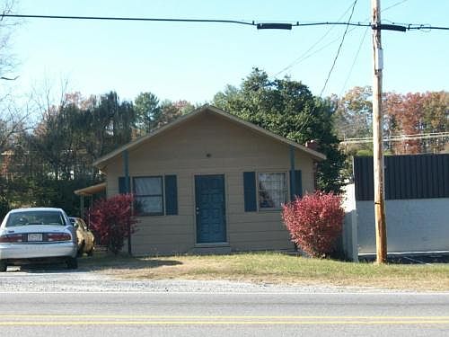 1st image of 2974 Morganton Blvd SW