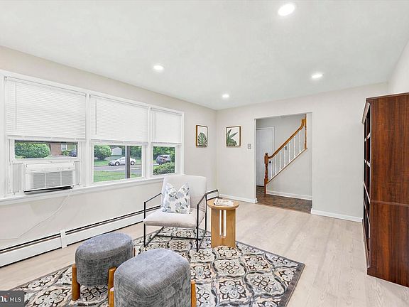 4th image of 1421 Cathys Ln