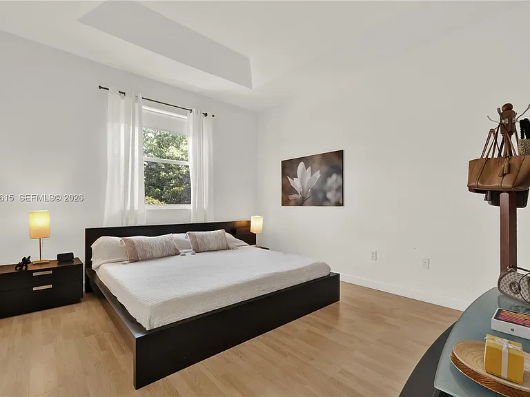 9318 SW 220th St — Photo 27