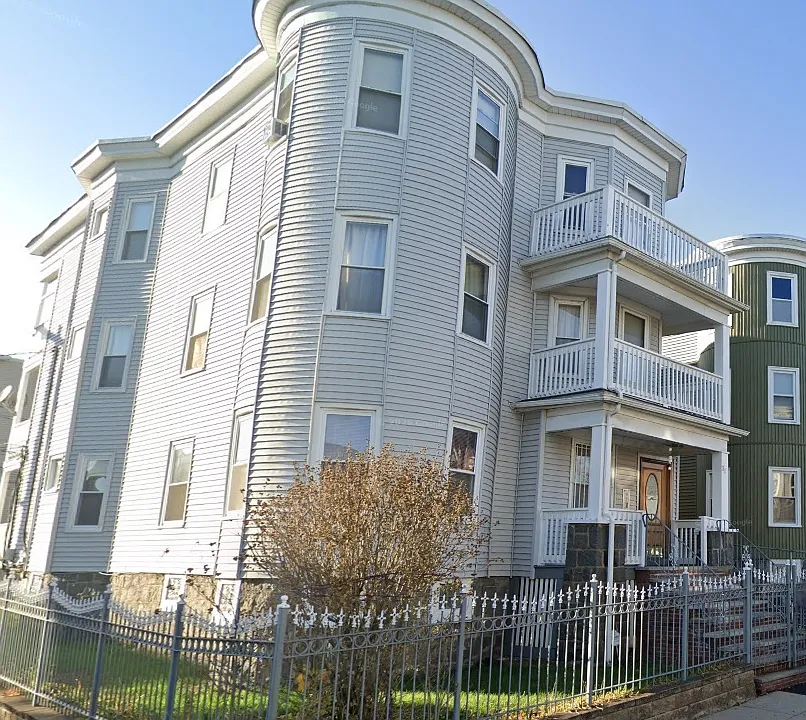 31 Topliff St #2