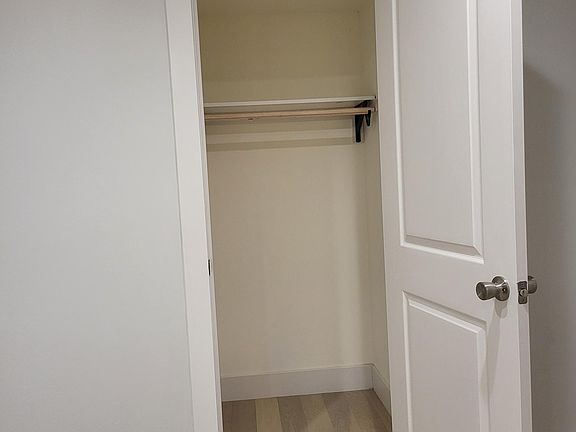 3rd image of 1452 20th Ave
