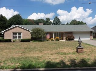 30 Hazen Rd, Sharpsville, PA 16150